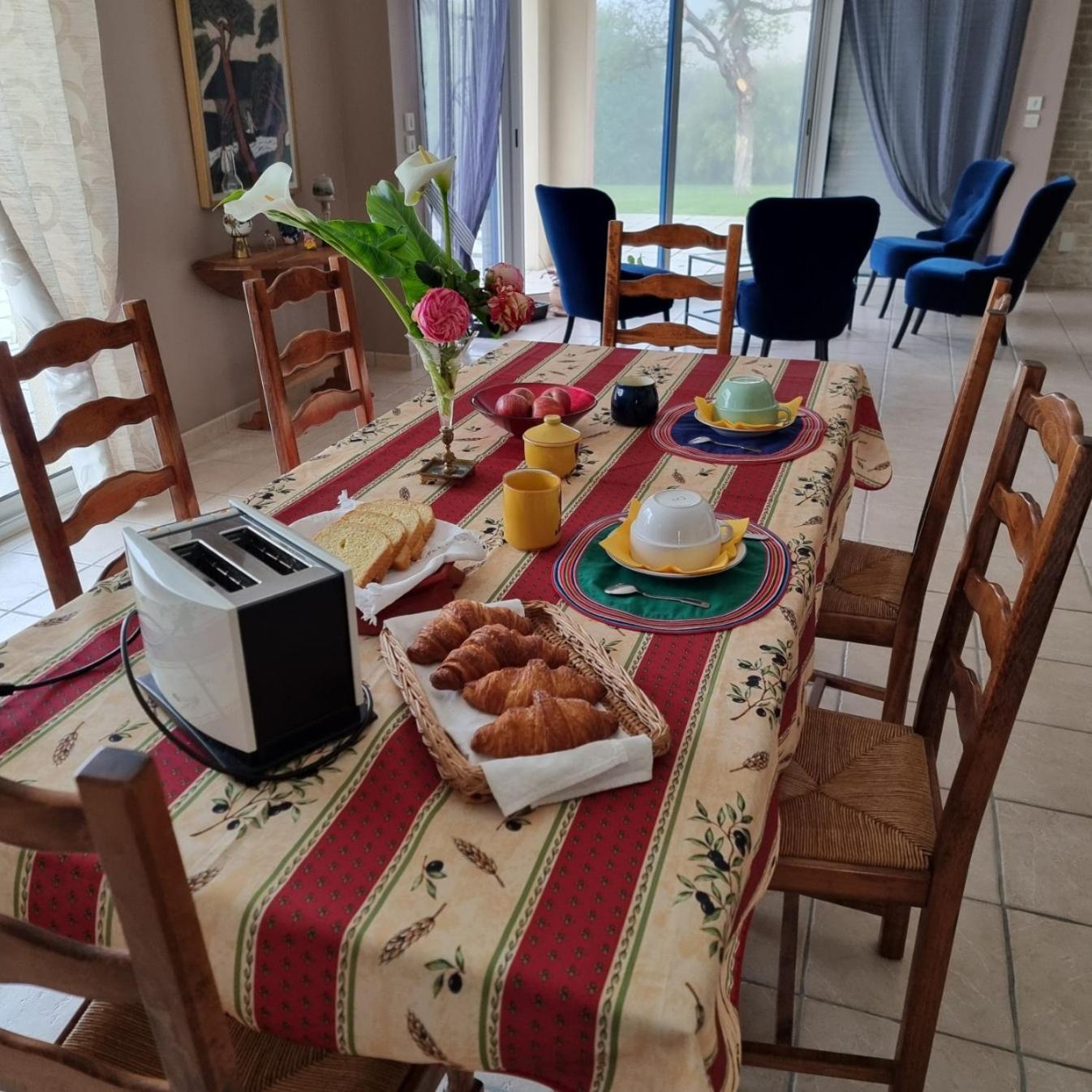 Osy Normandy Panzió Russy Kültér fotó